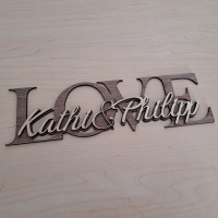 Holz-Lasercut "LOVE" personalisiert mit euren Namen